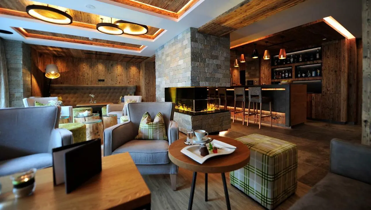 Hotel Verwall イシュグル